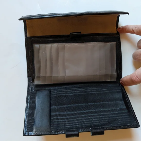 Dooney & Bourke vintage  Black Leather Wallet In VGUC - Picture 6 of 11